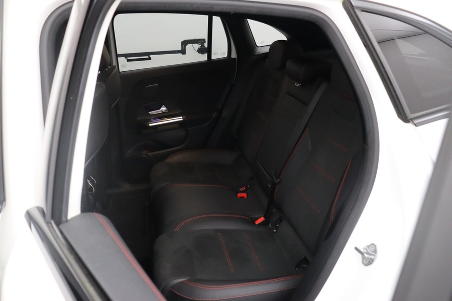 Mercedes-Benz EQA vaihtoauto