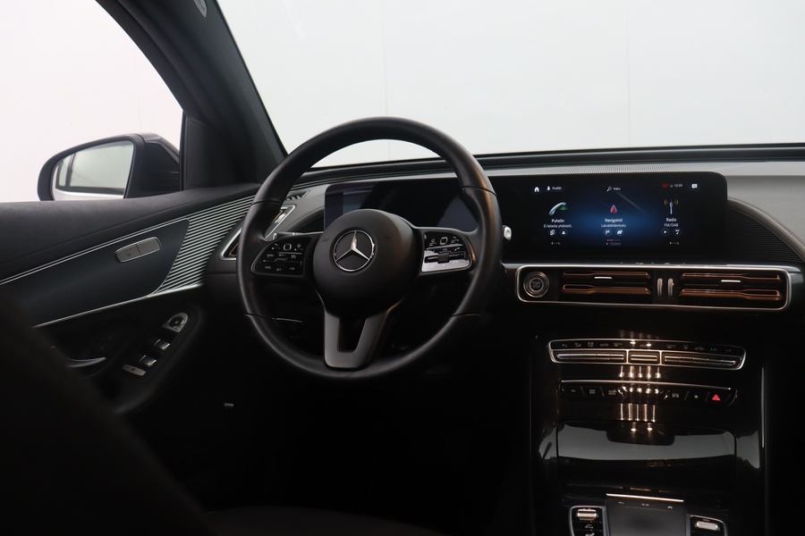 Mercedes-Benz EQC vaihtoauto