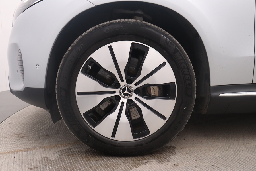 Mercedes-Benz EQC vaihtoauto