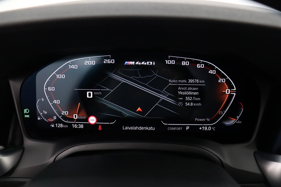 BMW M440i vaihtoauto