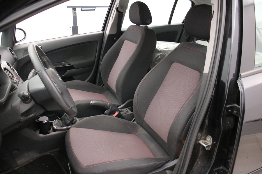 Opel Corsa vaihtoauto