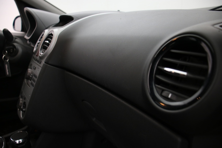 Opel Corsa vaihtoauto
