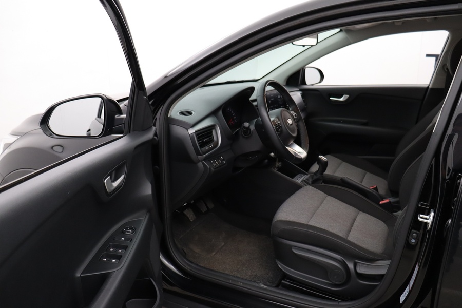 Kia Stonic vaihtoauto