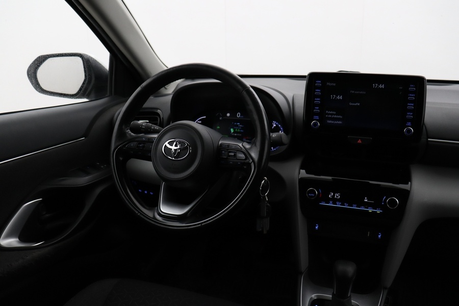 Toyota Yaris Cross vaihtoauto