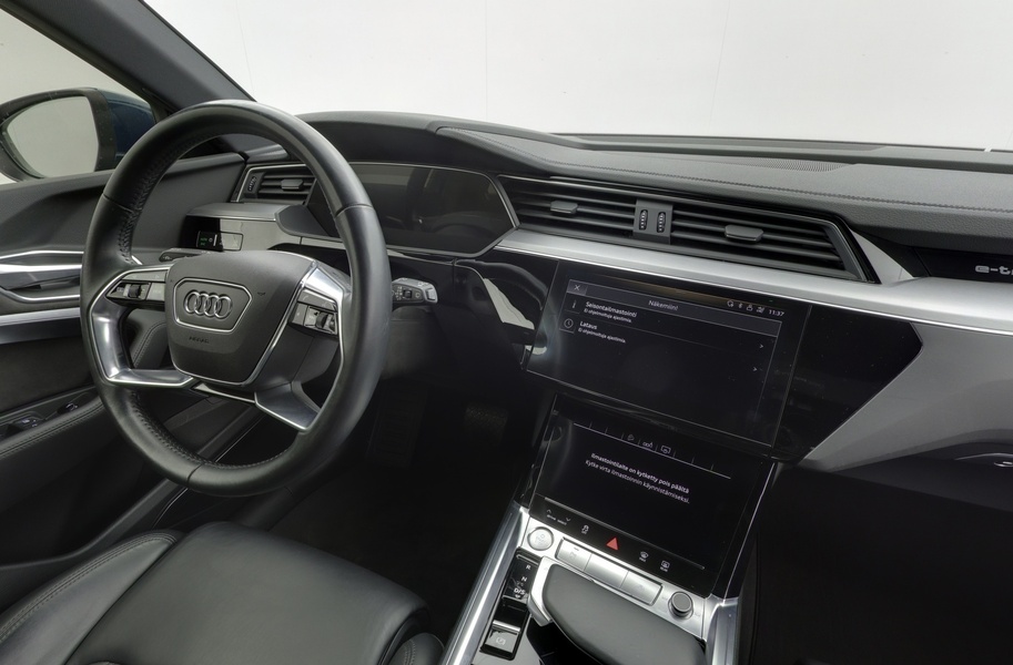 Audi e-tron vaihtoauto