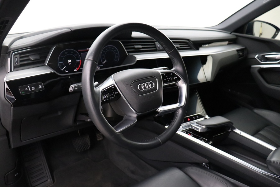 Audi e-tron vaihtoauto