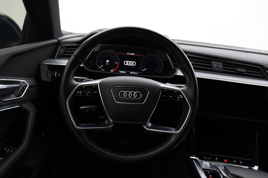 Audi e-tron vaihtoauto