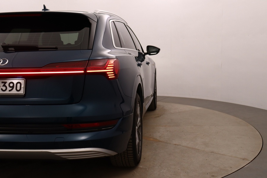 Audi e-tron vaihtoauto