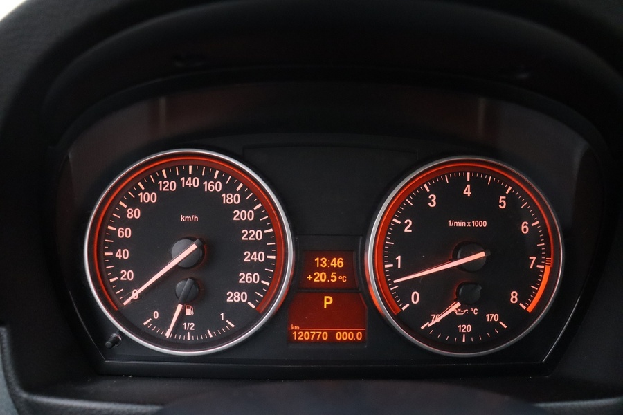 BMW 330 vaihtoauto