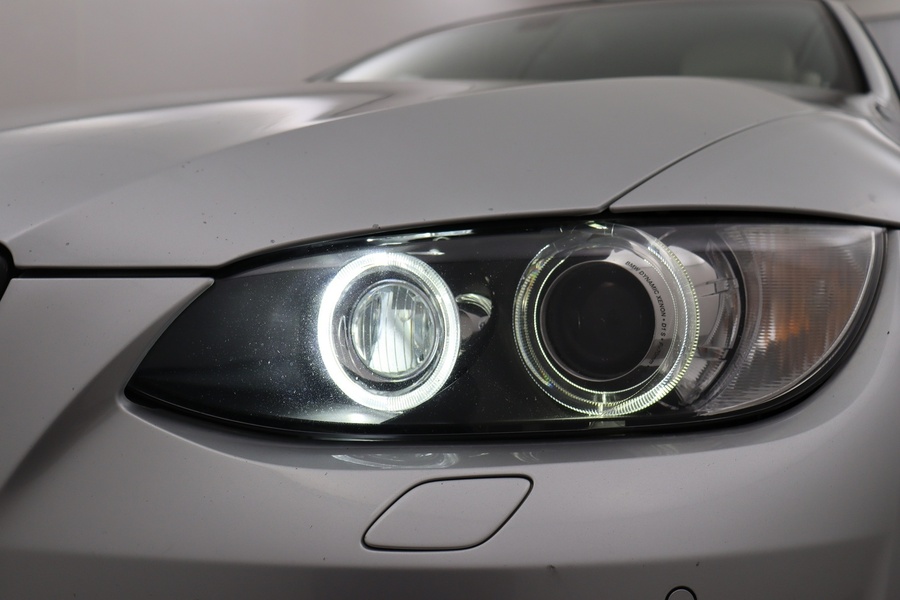 BMW 330 vaihtoauto