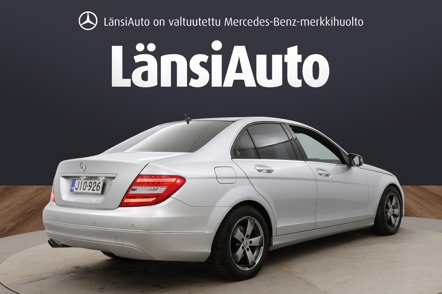 Mercedes-Benz C vaihtoauto