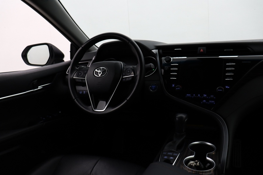 Toyota Camry vaihtoauto