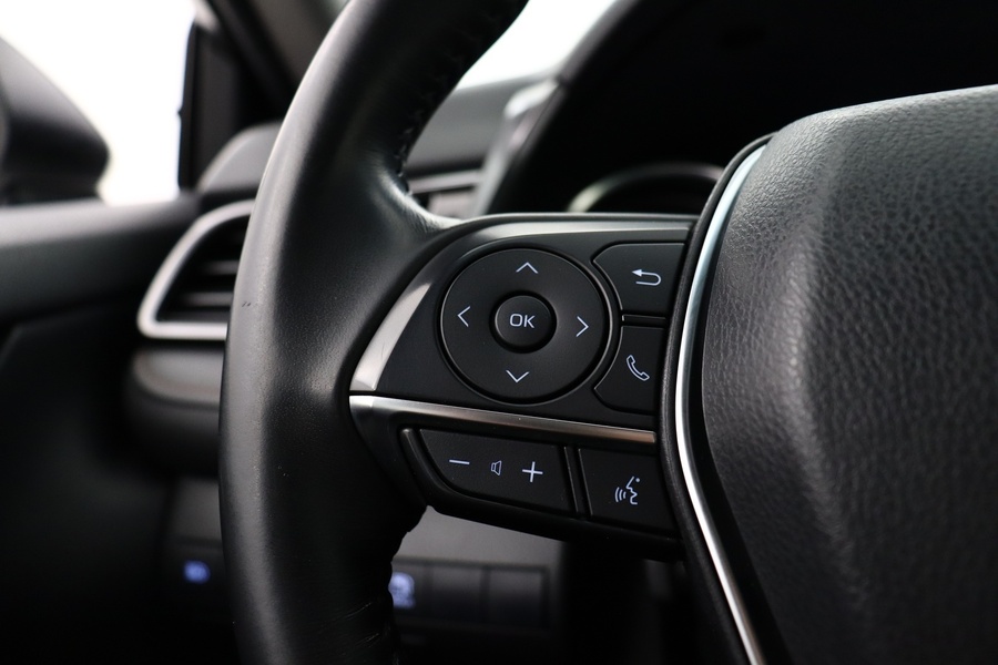 Toyota Camry vaihtoauto