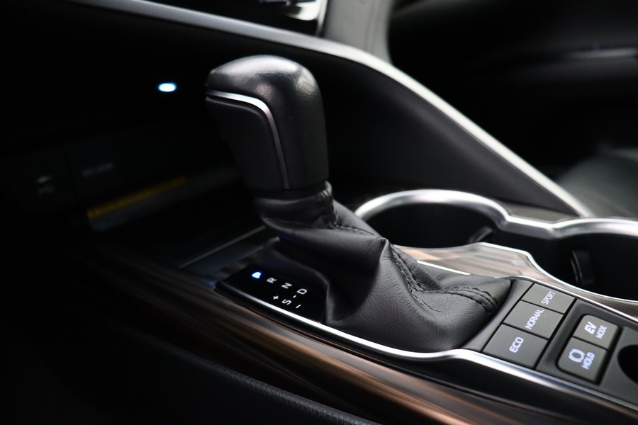 Toyota Camry vaihtoauto