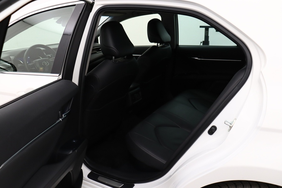 Toyota Camry vaihtoauto