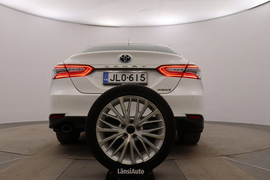 Toyota Camry vaihtoauto