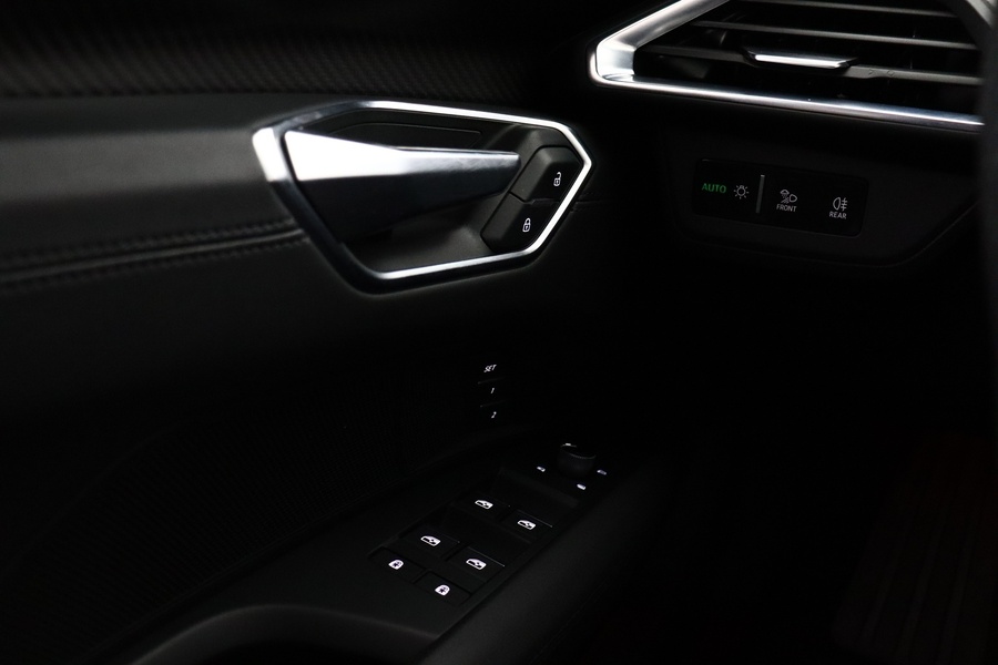 Audi e-tron GT vaihtoauto