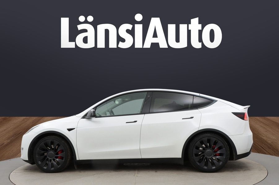 Tesla Model Y vaihtoauto