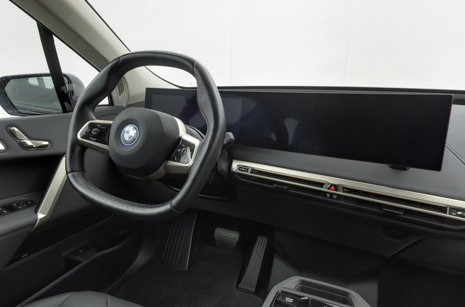 BMW iX vaihtoauto