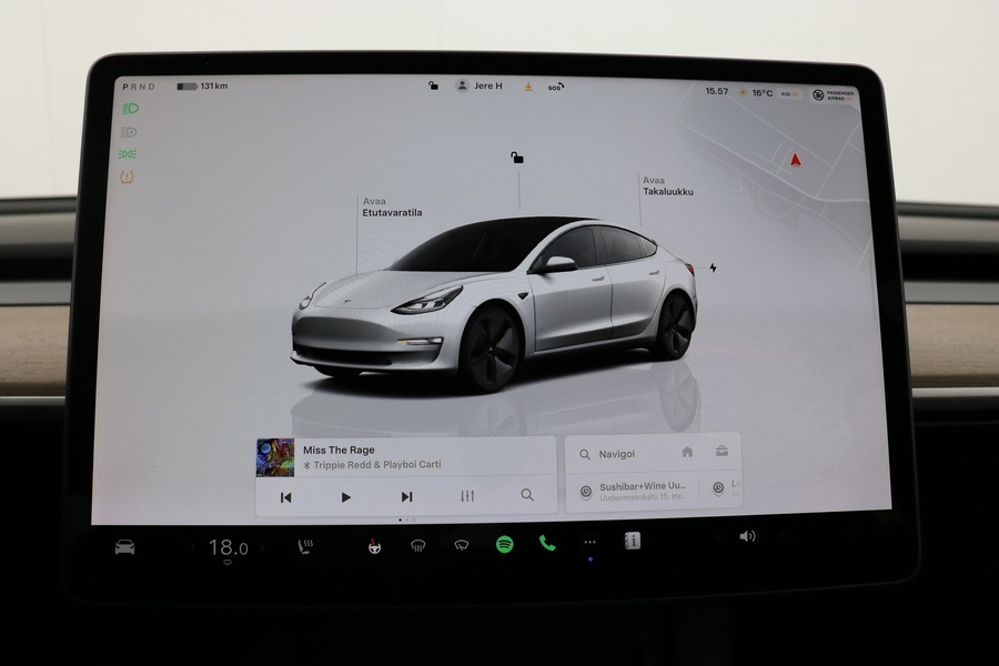 Tesla Model 3 vaihtoauto