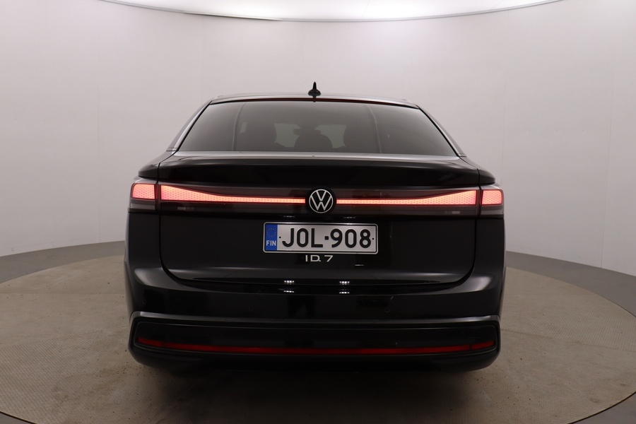 Volkswagen ID.7 vaihtoauto