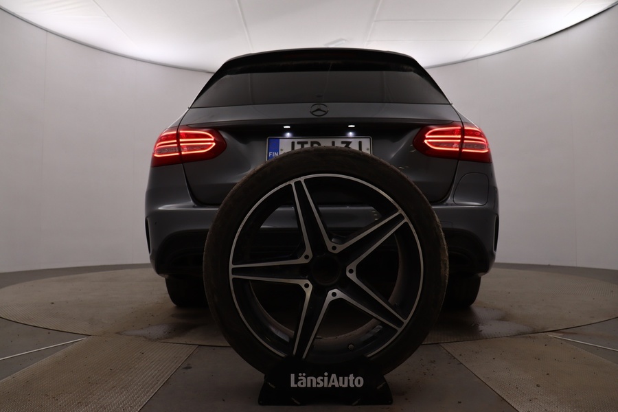 Mercedes-Benz C vaihtoauto