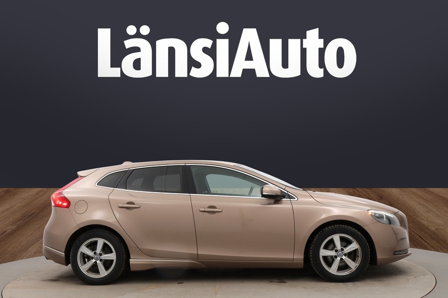 Volvo V40 vaihtoauto