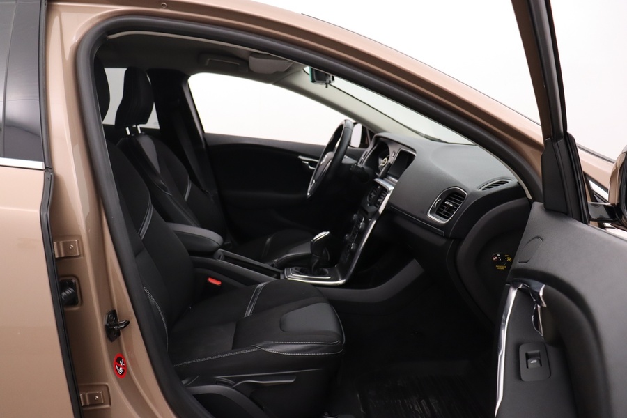 Volvo V40 vaihtoauto