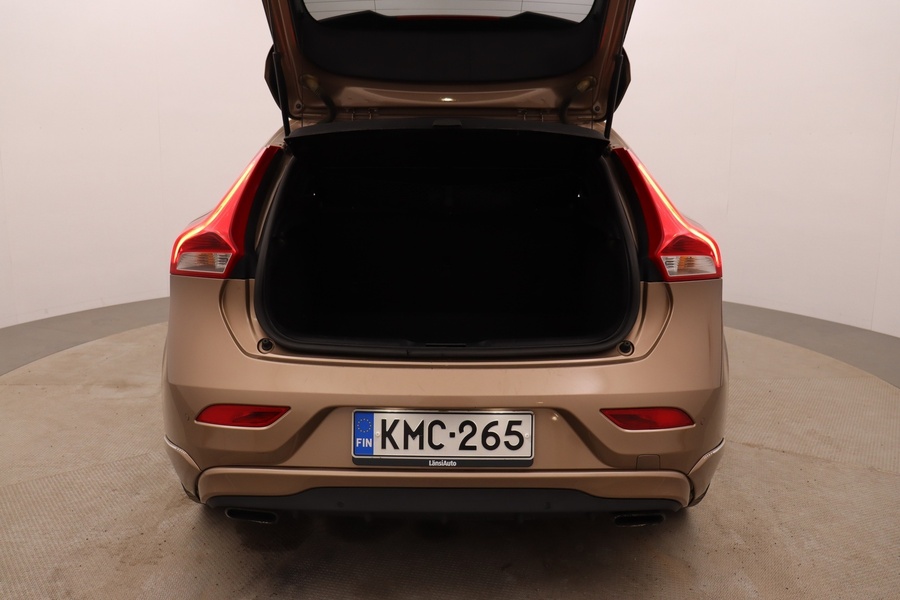 Volvo V40 vaihtoauto