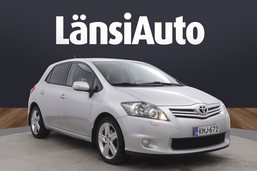 Toyota Auris vaihtoauto