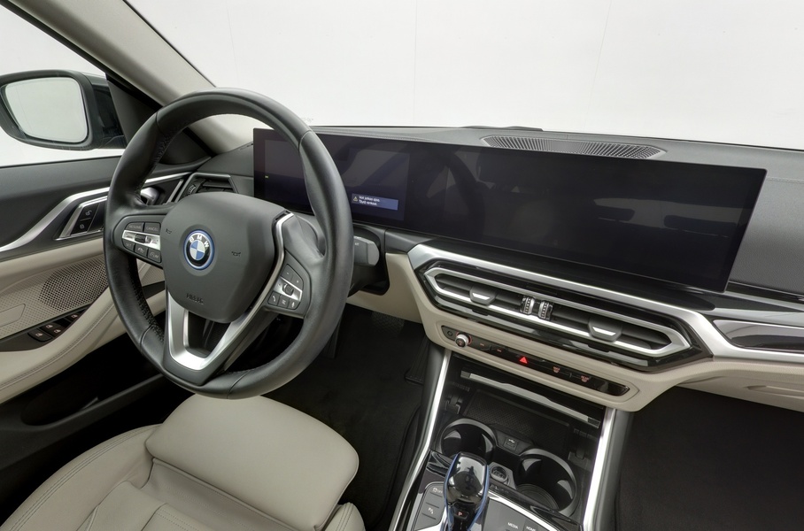 BMW i4 vaihtoauto