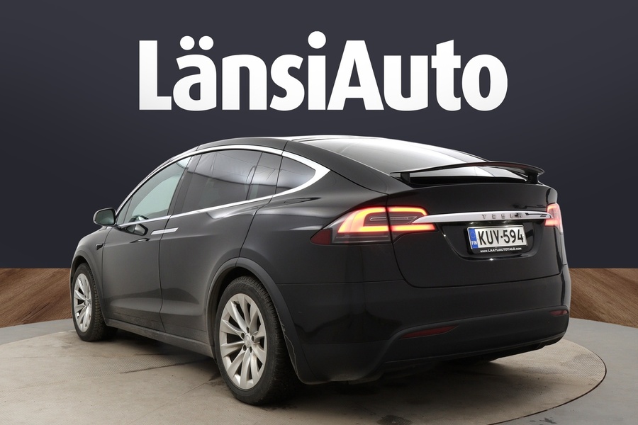 Tesla Model X vaihtoauto