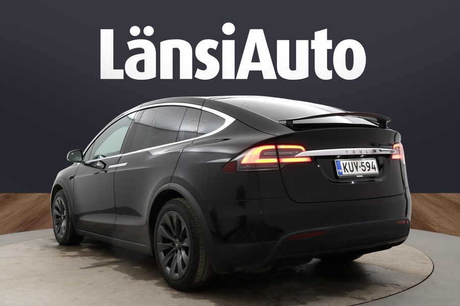 Tesla Model X vaihtoauto