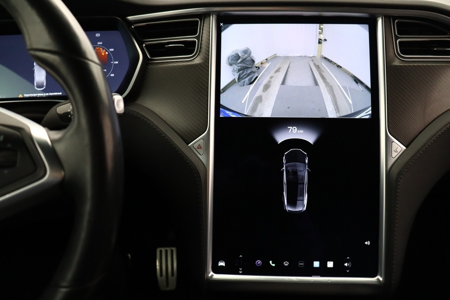 Tesla Model X vaihtoauto