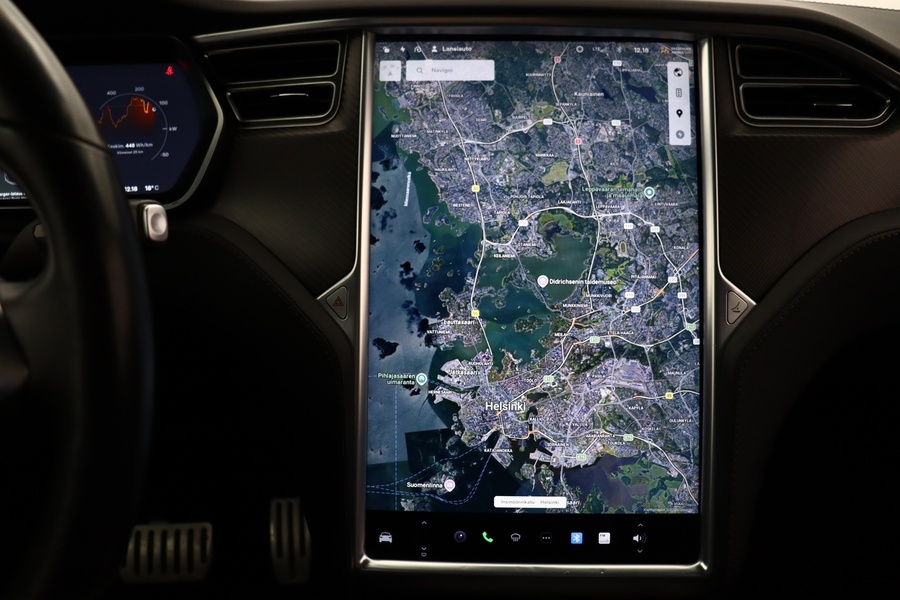 Tesla Model X vaihtoauto