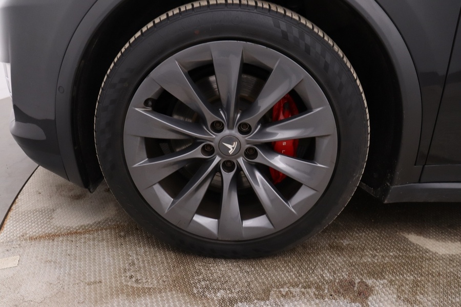 Tesla Model X vaihtoauto