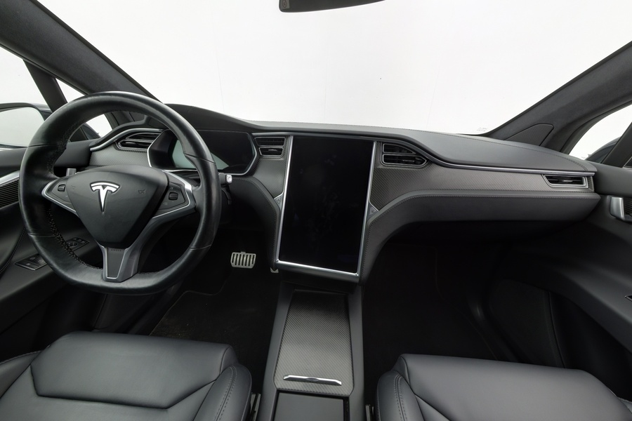 Tesla Model X vaihtoauto