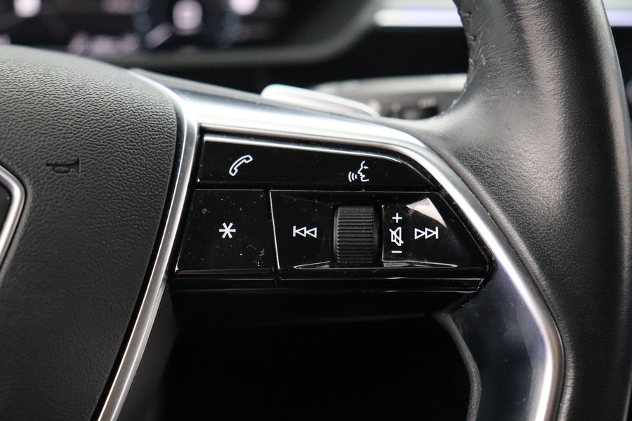 Audi e-tron vaihtoauto