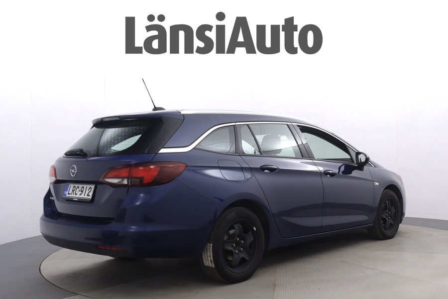 Opel Astra vaihtoauto