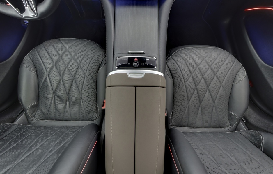 Mercedes-Benz EQS vaihtoauto