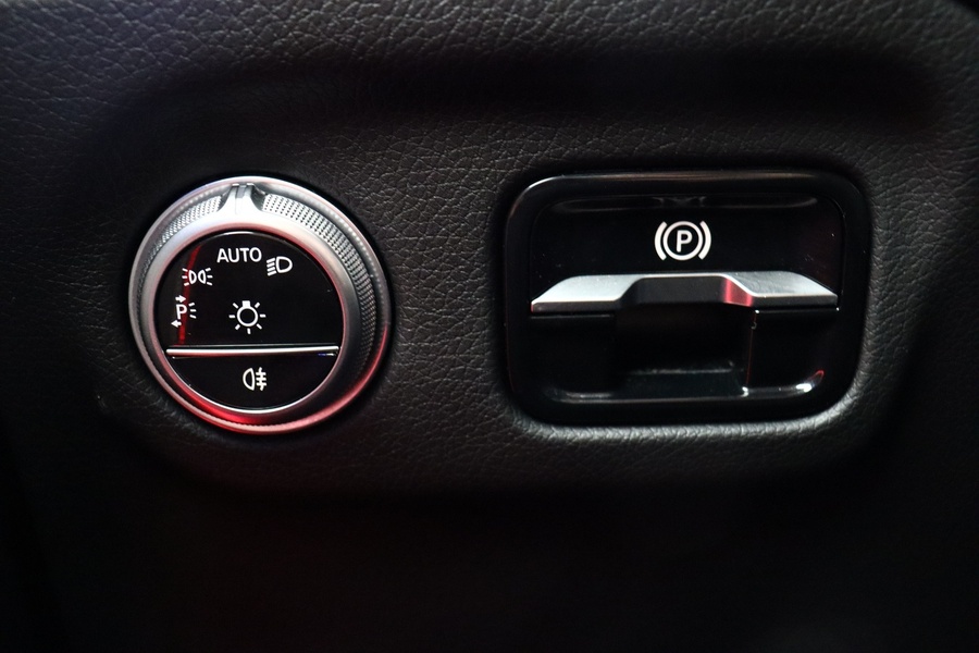 Mercedes-Benz EQS vaihtoauto