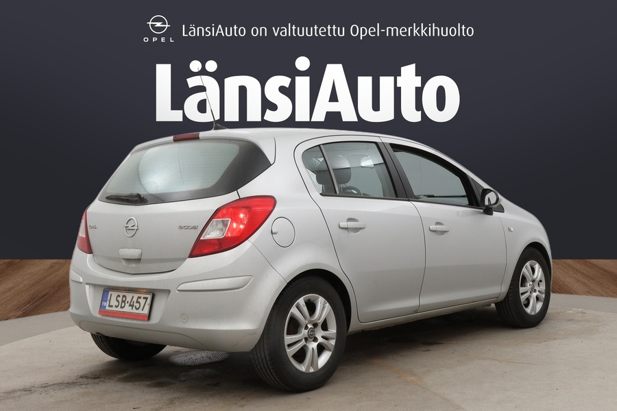 Opel Corsa vaihtoauto