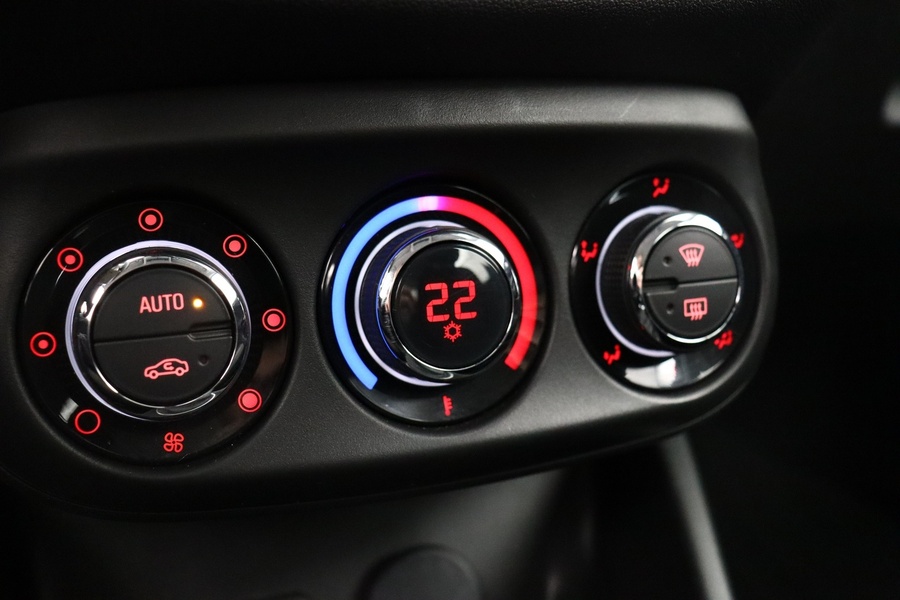 Opel Corsa vaihtoauto