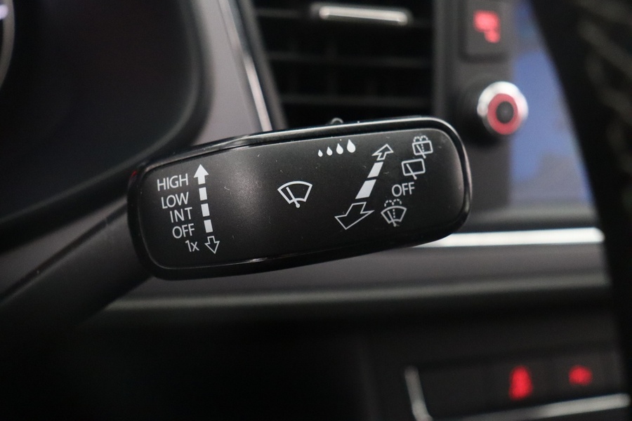 SEAT Leon ST vaihtoauto