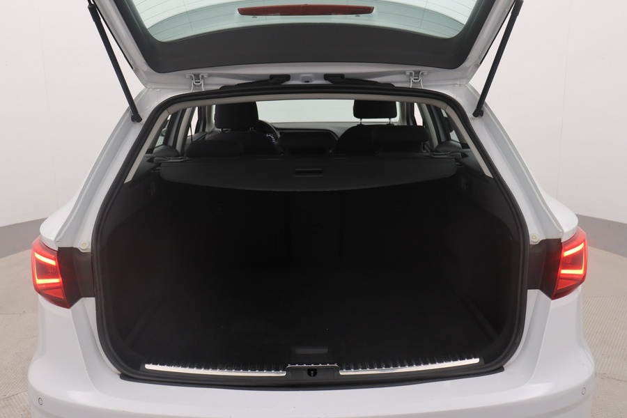 SEAT Leon ST vaihtoauto