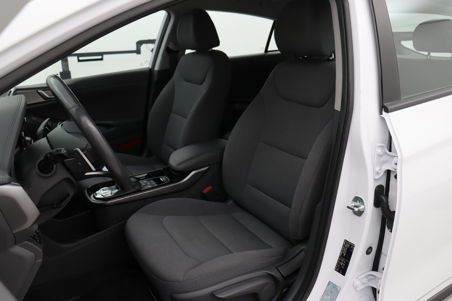 Hyundai IONIQ electric vaihtoauto