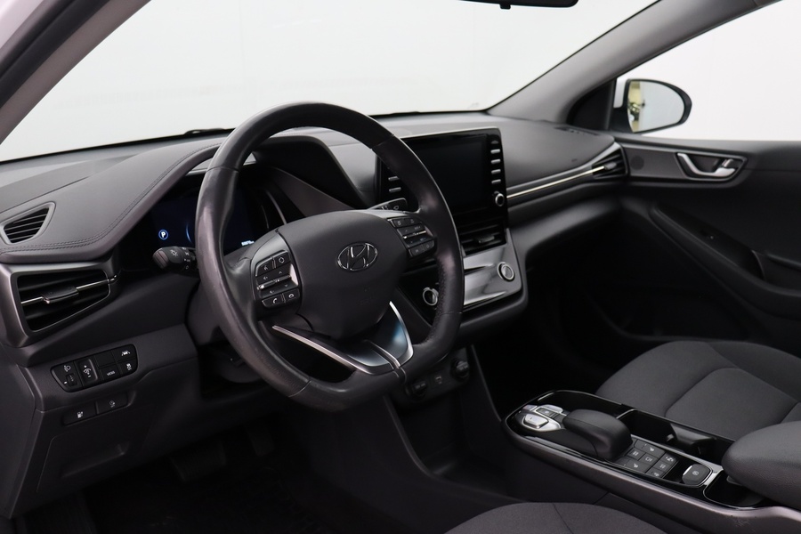 Hyundai IONIQ electric vaihtoauto