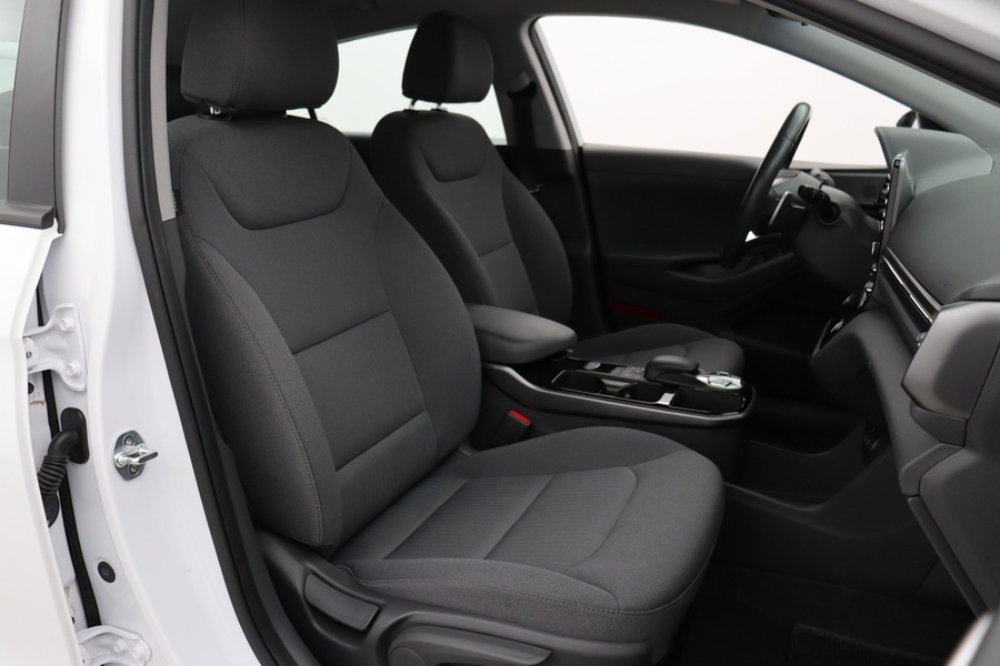 Hyundai IONIQ electric vaihtoauto