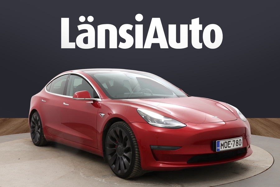 Tesla Model 3 vaihtoauto