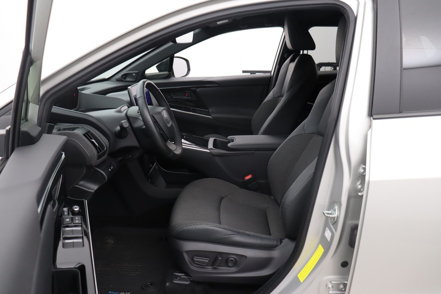 Toyota bZ4X vaihtoauto